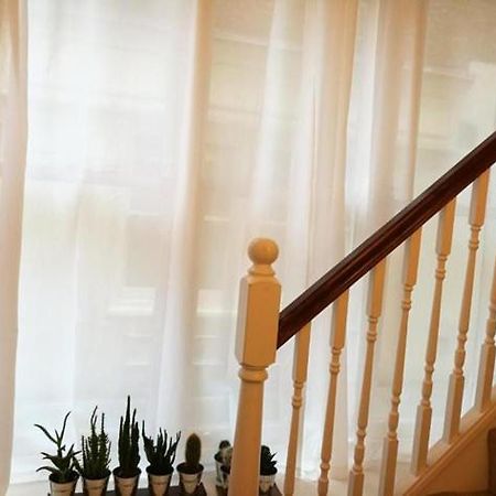 Lovet Homestay Londres Exterior foto